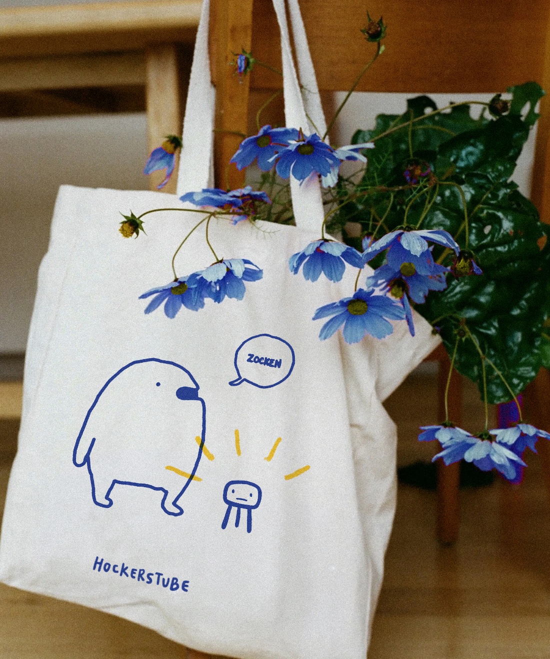 Hockerstube Tote Bag — Motiv „Drinnen ist mein Draußen."